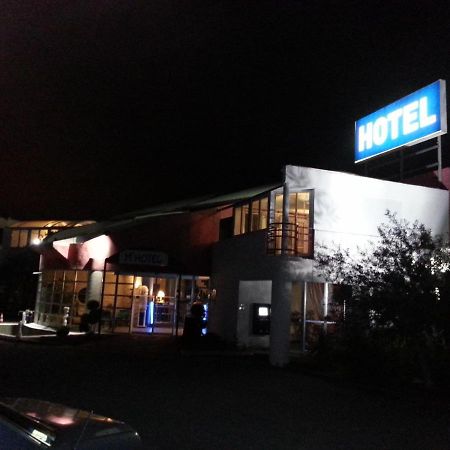 Hotel La Cle Saint-André-de-Sangonis المظهر الخارجي الصورة