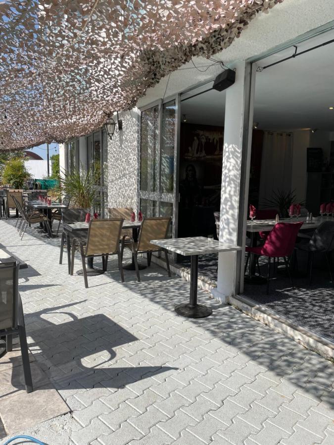 Hotel La Cle Saint-André-de-Sangonis المظهر الخارجي الصورة